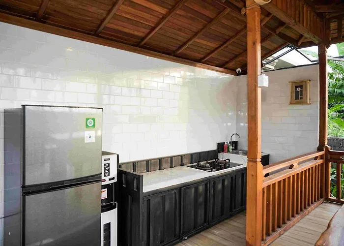 Santhara Wooden House Guest house